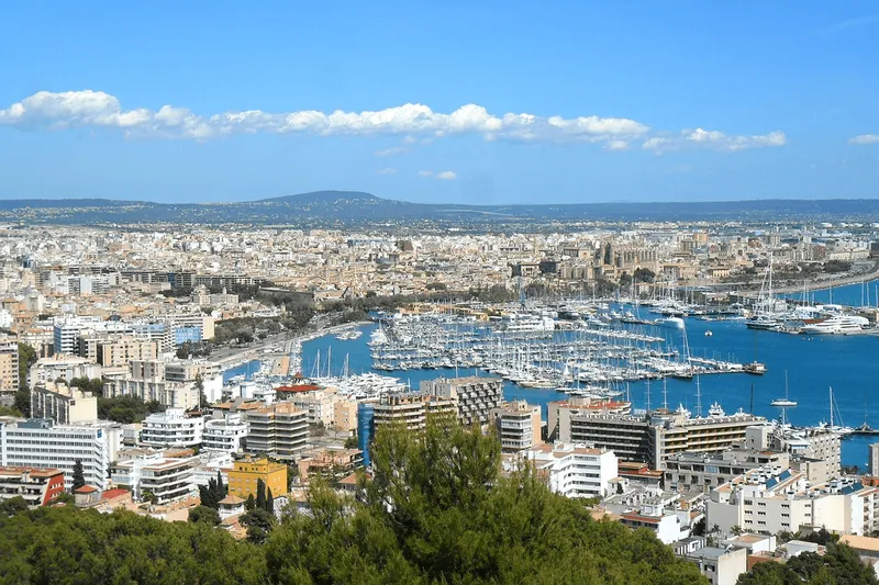 Flat in Son Armadans neighborhood in Palma — photo 12