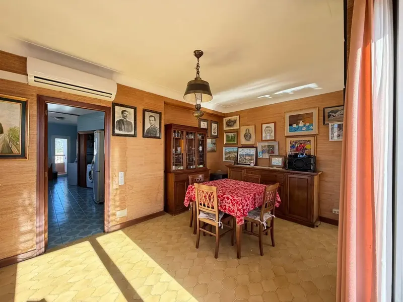 Important! There are photographs showing how the property could look if an update or improvement were carried out, they are for guidance only, also — photo 7