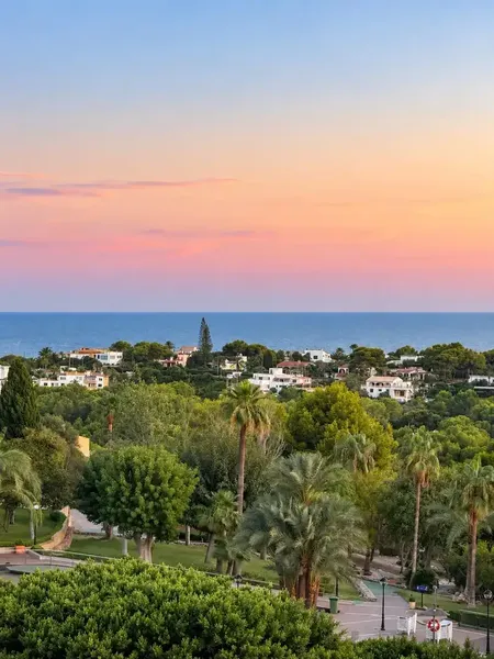 INMOPROPIEDAD presenta este atractivo apartamento en Calas de Mallorca, completamente reformado y listo para entrar a vivir, situado en un e — photo 9