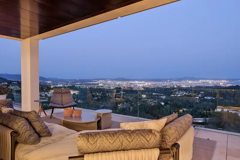 Long term rental: Exclusive villa with spectacular views in Son Vida - Marcel Remus Real Estate — photo 2