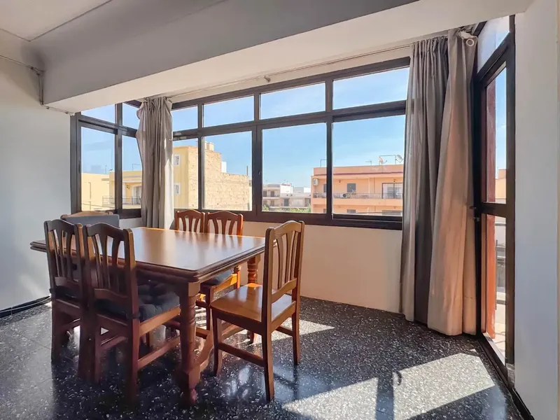 In Pont d’Inca, one of the most practical and consolidated areas of Marratxí, we find this apartment on the second floor without elevator — photo 7
