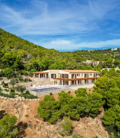 Totally private rustic finca, just minutes from the cosmopolitan Port of Andratx. — photo 1