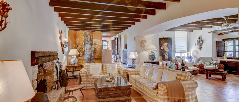 Historic country estate with beautiful views to S'Arracó — photo 4