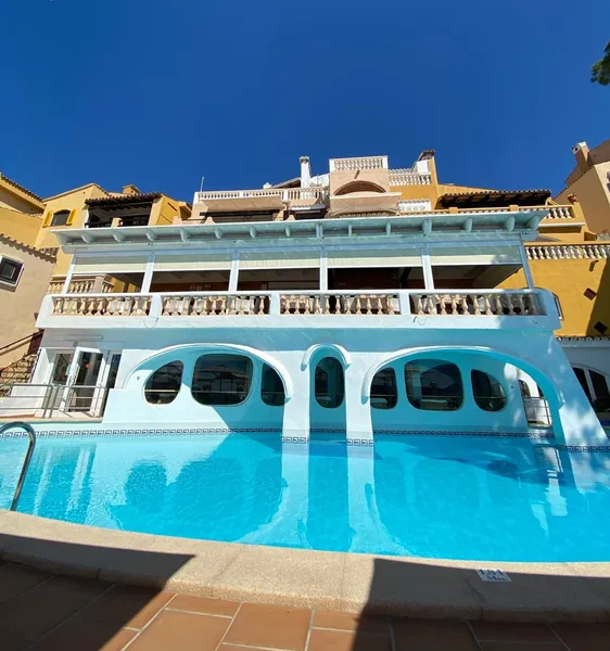 Historic restaurant on the first line of the sea with terrace and pool — photo 8