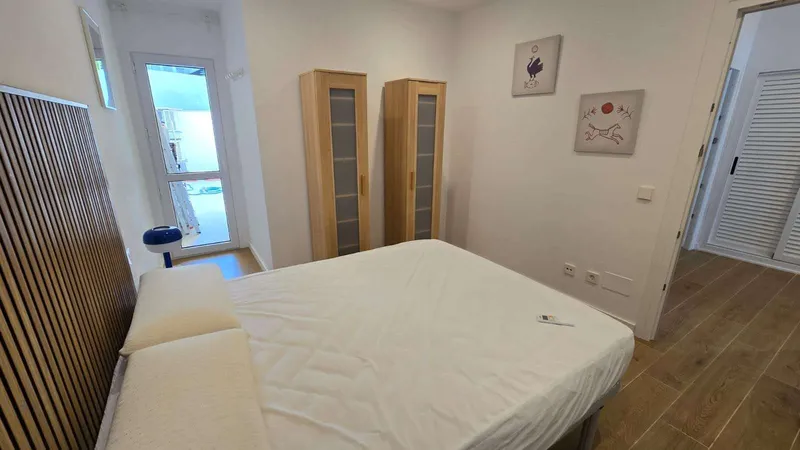 92m² apartment with 3 bedrooms, terrace and sea view for rent — photo 12