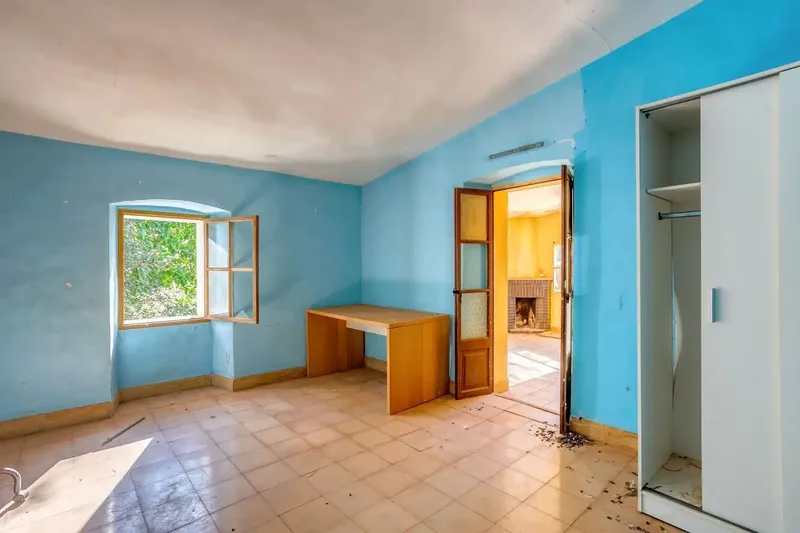 Exclusive Farmhouse for Renovation in Palma de Mallorca – 34,000 m² Plot with Immense Potential — photo 10