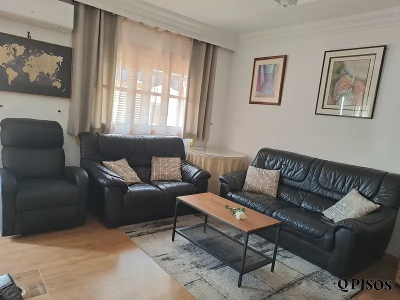 Sunny and spacious first floor, renovated property cared for down to the last detail — photo 10