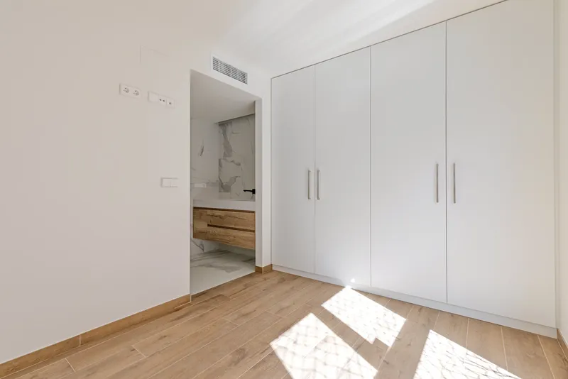 Apartment in Palma - Covered terrace with street view — photo 3