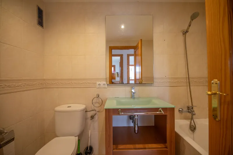 First floor apartment in Alaro to rent — photo 10