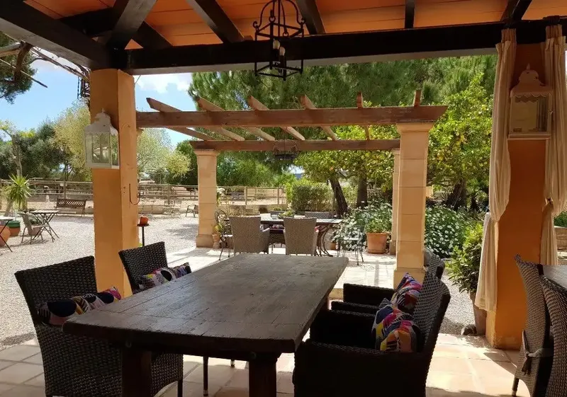 Beautiful finca with extensive horse riding facilities and stables in the south center of the island with excellent connections — photo 7