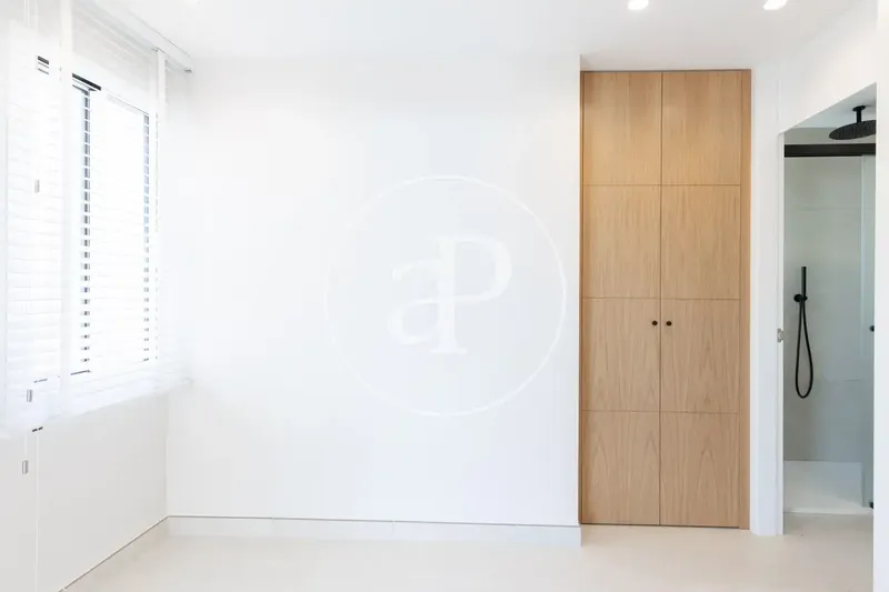 Piso con terraza en venta en Avinguda de Gabriel Roca i Garcías — photo 11
