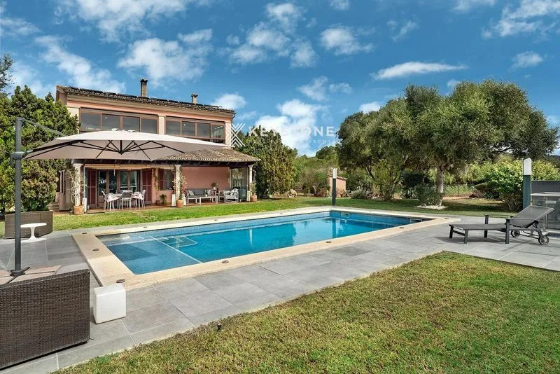 Detached Villa — photo 1
