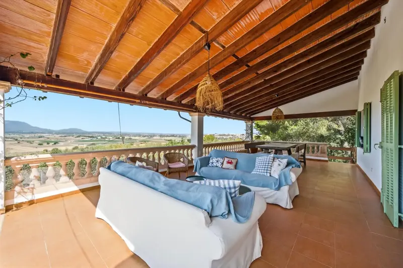 Some properties stand out for their square meters and others for the feelings they convey. This estate combines both. — photo 9