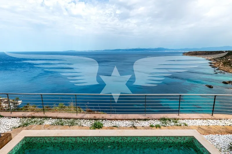Badia Blava frontline villa in Mediterranean harmony — photo 10