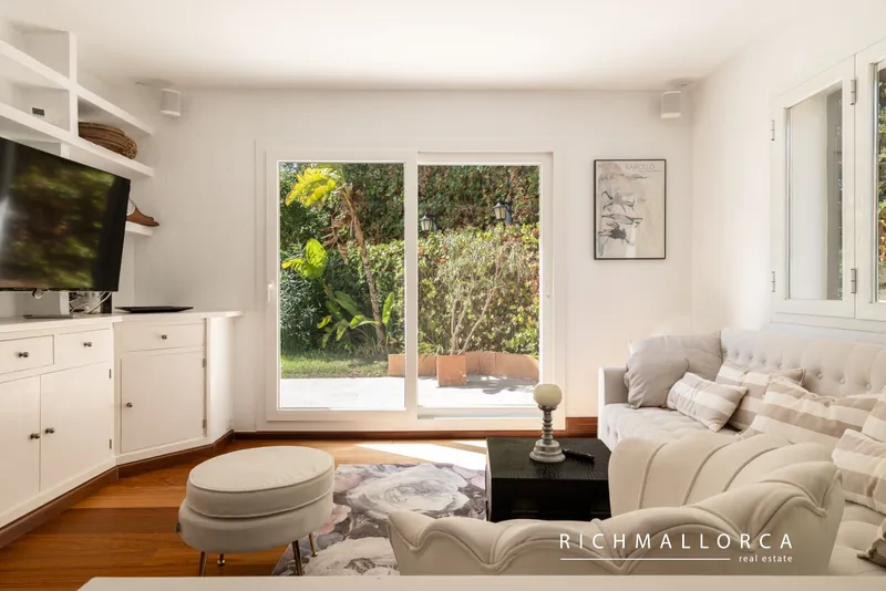 House in a prestigious area of the city with views of the castle — photo 11