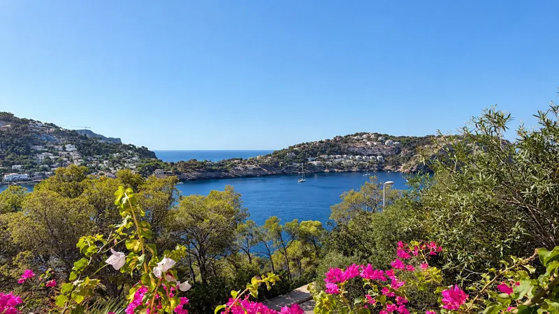 Erste Meereslinie Villa mit panoramischem Blick in Port Andratx — photo 1