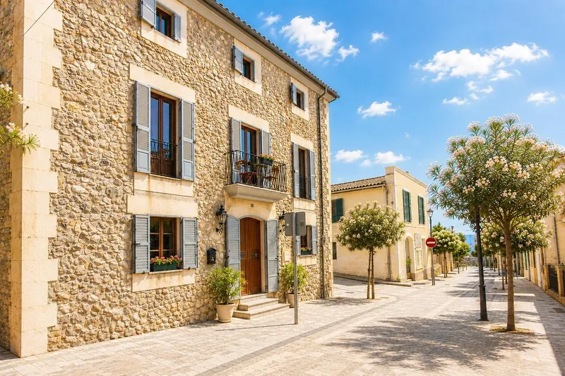 Beautiful fully renovated Mallorcan mansion in Calvia village — photo 2