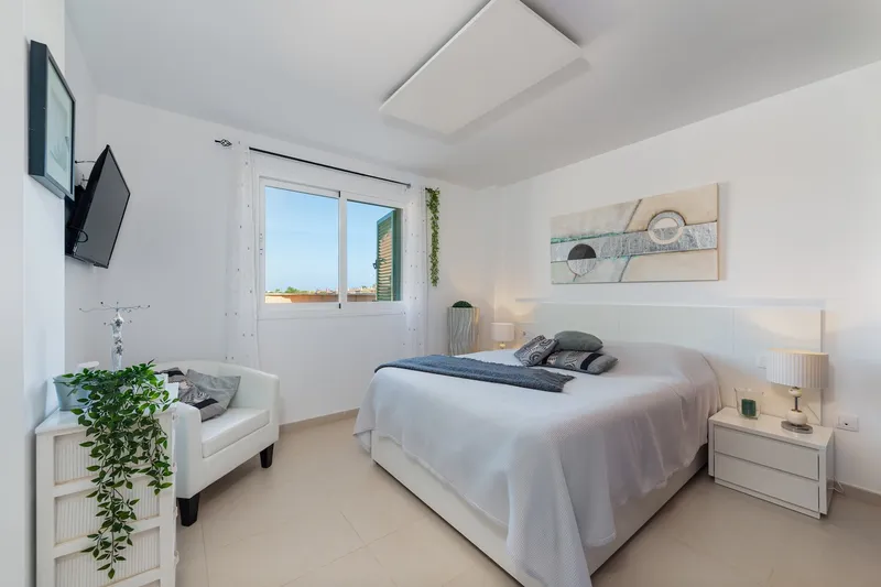 Mediterranean oasis of well-being - villa with large garden and communal pool in Cala Murada — photo 6