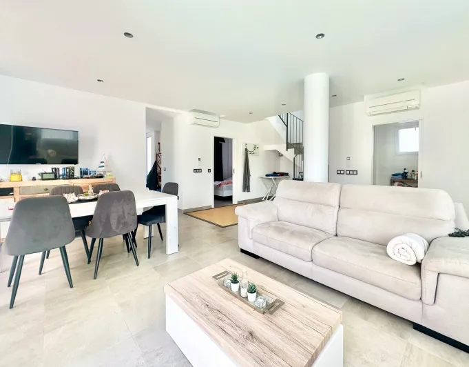 Modern villa with pool in a quiet area a short distance ... — photo 8