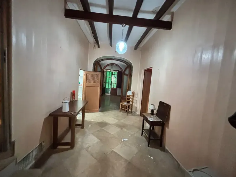 Discover this spacious townhouse of 258 m², distributed over three levels and located in a quiet residential area just minutes from — photo 10