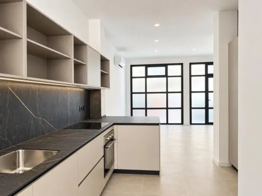 Local comercial, 100 M 2 — photo 1