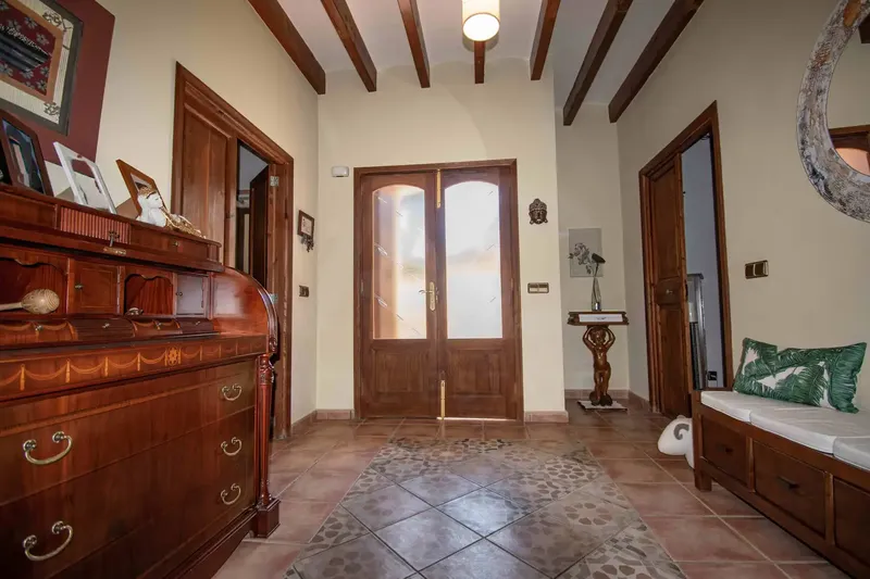 Located in the charming village of Es Capdellà, this village house offers exceptional quality of life in one of the most authentic corners — photo 2