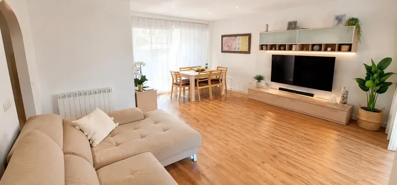 Exclusive apartment on the first line of the sea, located in one of the most prestigious and sought-after buildings in El Toro, with private access — photo 5