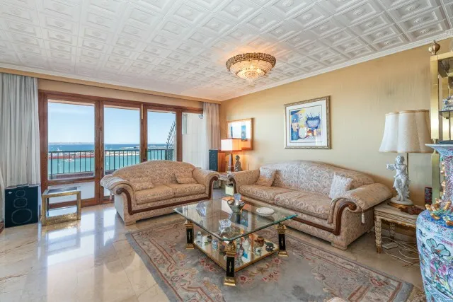 Beautiful apartment with panoramic views to the bay for sale in Palma, Mallorca — photo 4