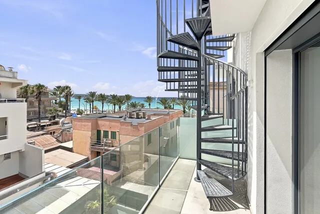 Sea view duplex penthouse for sale in Playa de Palma, Mallorca — photo 7