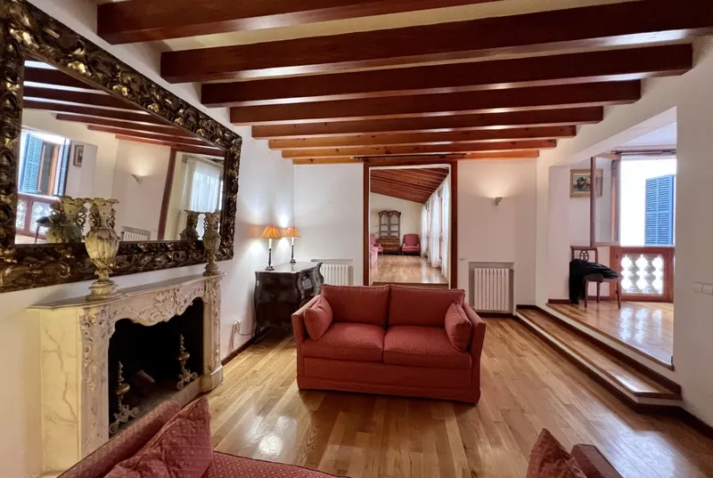 Duplex apartment in the old town of Palma — photo 5