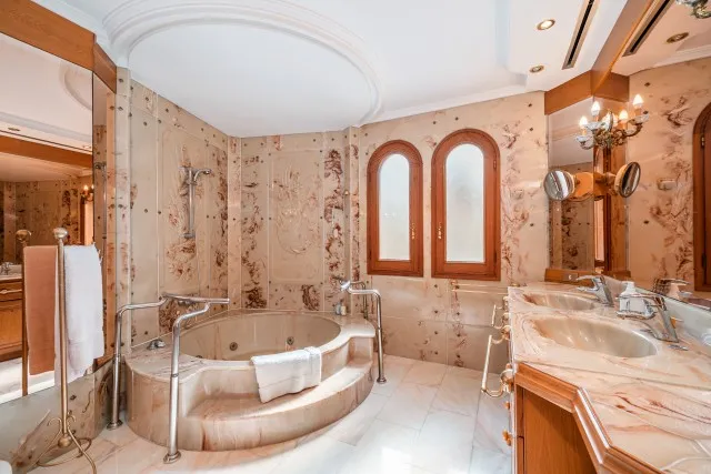 Elegant town house with character for sale in Muro, Central Mallorca — photo 9