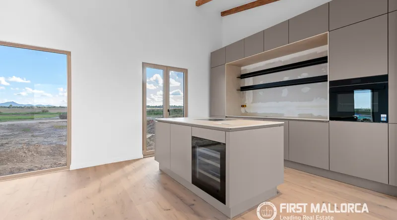 Real estate picture 0 Ref. No. 83498 — photo 9
