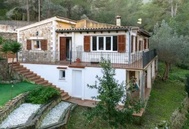 Unique rustic finca in Puigpunyent — photo 1