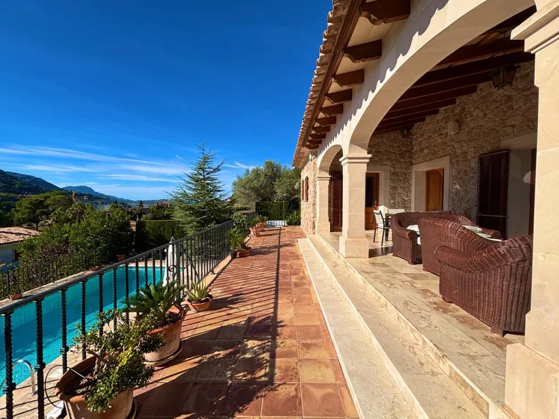 Mediterranean villa with panoramic views of the Serra de Tramuntana, the sea and the village of Valldemossa — photo 3