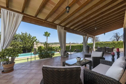 Sineu, very beautiful and bright holiday finca with pool outside Sineu — photo 1