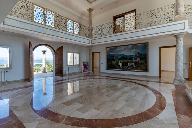 Imposing Hilltop Villa with Panoramic Countryside Views close to Muro — photo 12