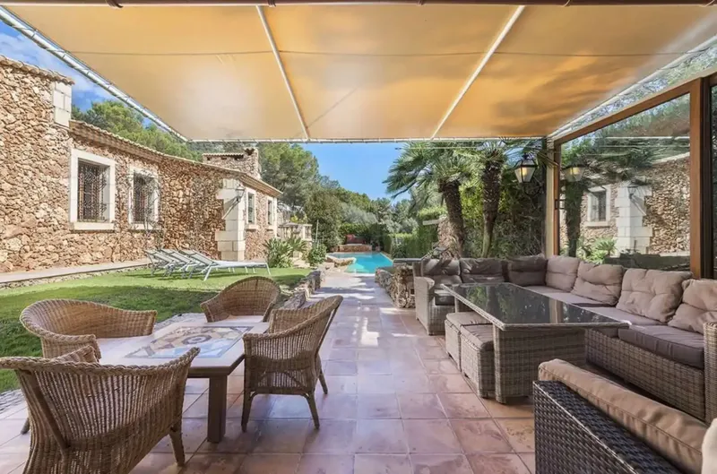 Exclusive villa for sale in Costa de los Pinos, Mallorca - 2.75 million euros. Unique location, Mediterranean style and the highest comfort — photo 10