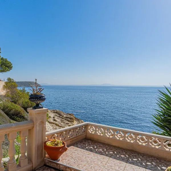House with private access to the sea in Cala Vinyes — photo 1