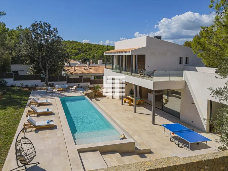 Exclusive Contemporary Villa for Sale in Bonaire, Alcúdia — photo 1