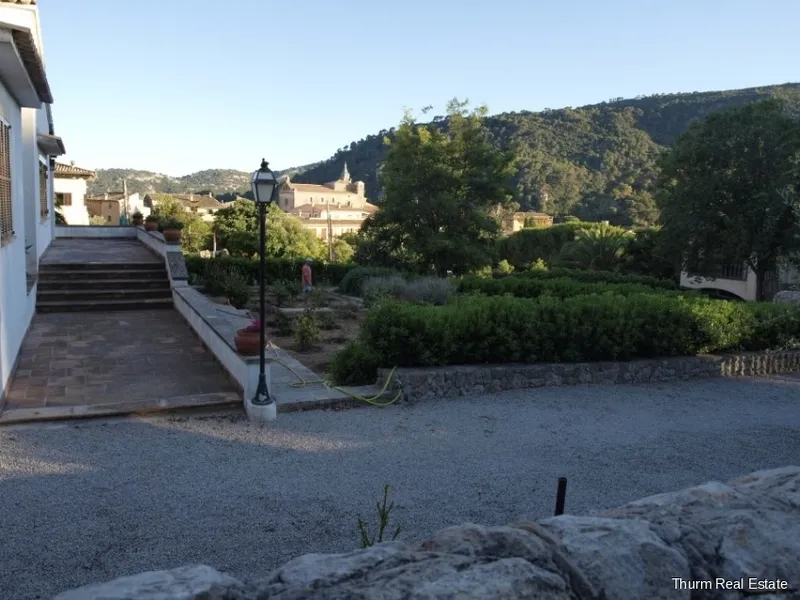 Beautiful villa in Valldemossa with fantastic views of the Sierra de Tramuntana mountains — photo 12
