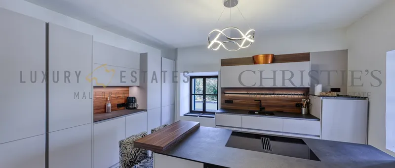 Completely renovated Mediterranean villa in Genova with sea views and vacation rental license — photo 10