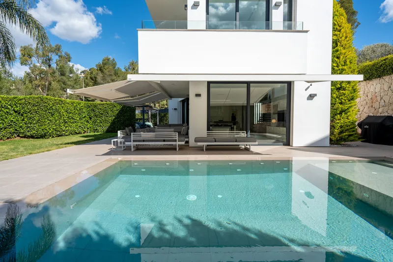 Modern Villa for Sale in Son Vida — photo 3
