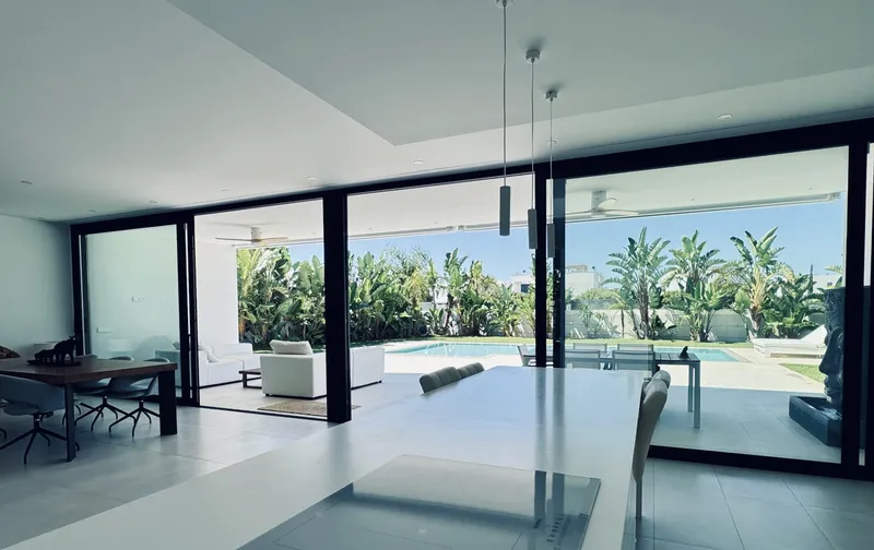 Modern chalet in Puig de Ros — photo 5