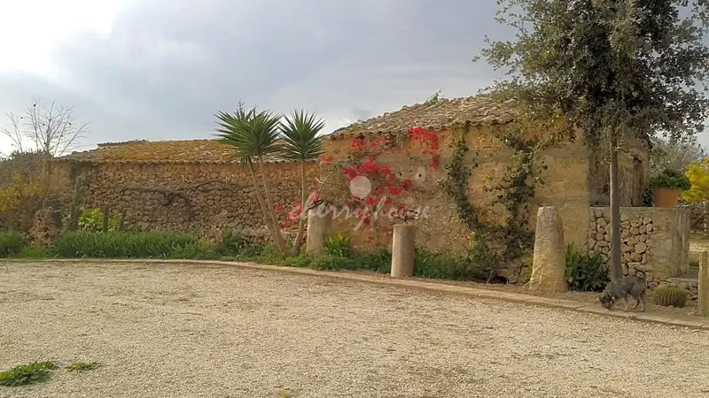 Exclusive rustic estate of Son Marrón, result of segregations of the ancient Islamic farmhouse, which in the year 1232 was called Beni-Taref — photo 5