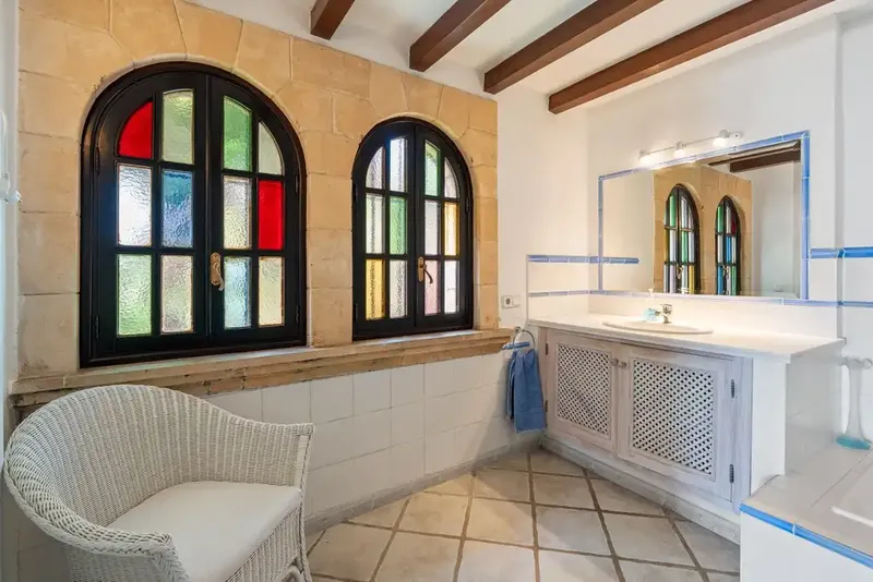 Impressive villa for sale in El Vila with elevated position and wide countryside views — photo 12