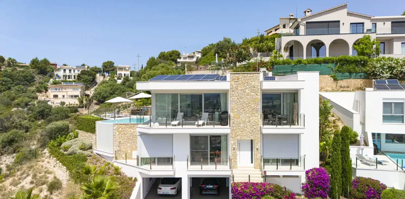 Luxury villa with sea views in Santa Ponsa — photo 12