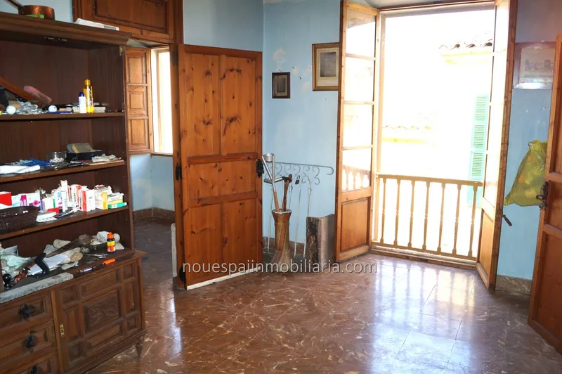 Town house in Muro — photo 3