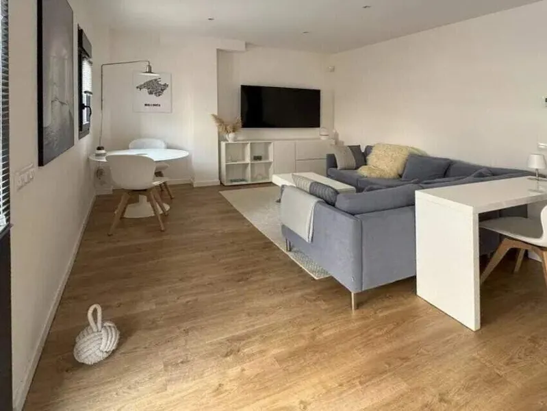 77m² Penthouse with 3 rooms, pool & rooftop terrace for sale — photo 2