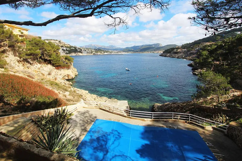 La Mola: Investment property on the first sea line — photo 1