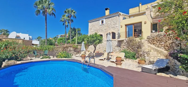 Extraordinary village house with spectacular panoramic views in Calvia — photo 2